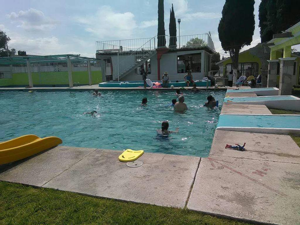 Hotel Cipreses Ixmiquilpan Bagian luar foto