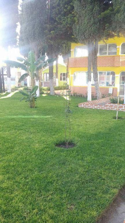 Hotel Cipreses Ixmiquilpan Bagian luar foto